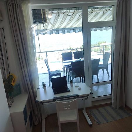 Silver A28 Byala  Exterior photo